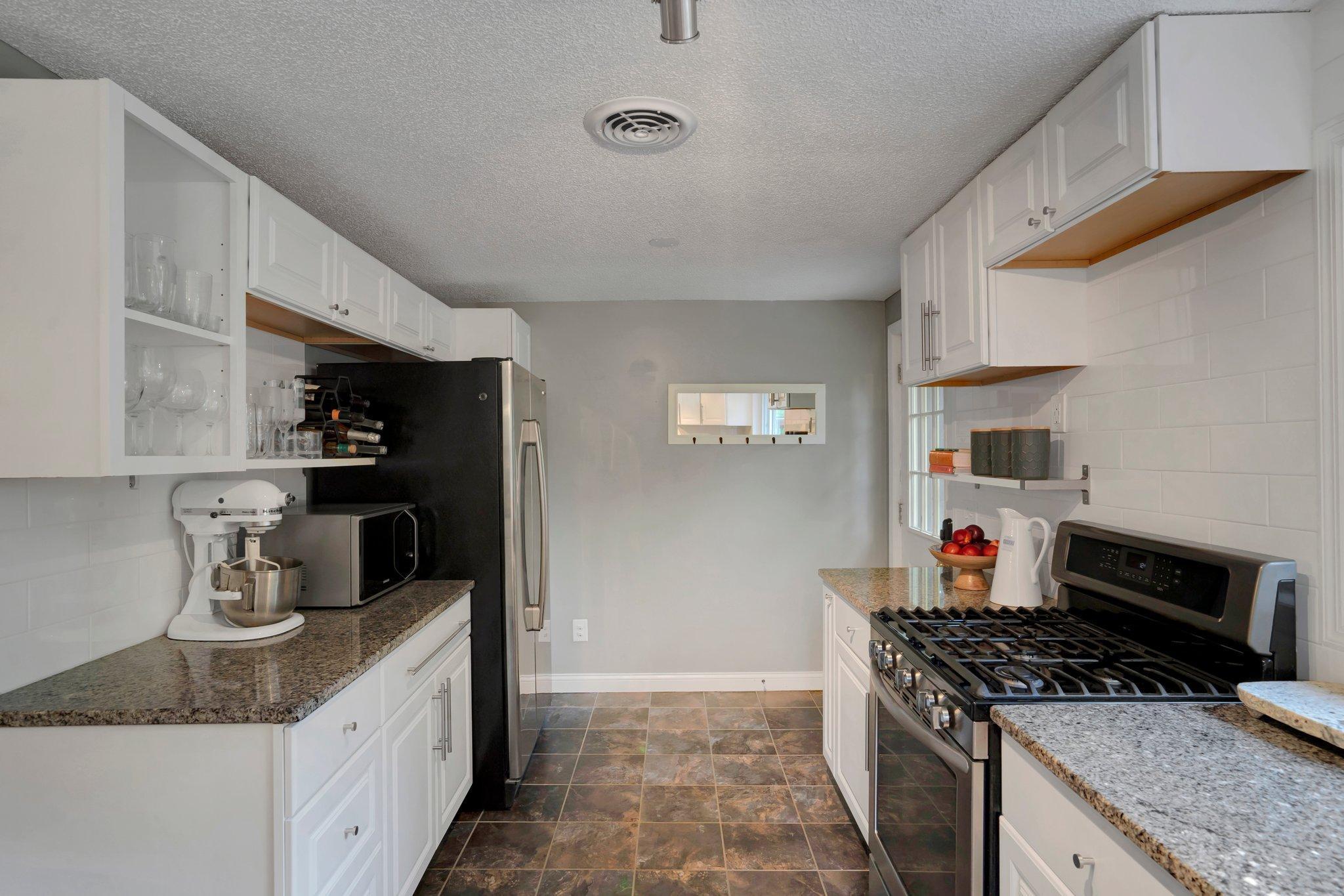 5444 Spruce Road Mound, MN 55364 - Photo 28 of 37 Gallery Image 28