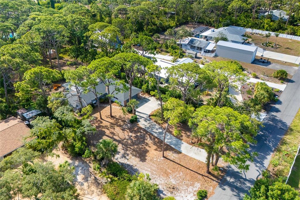 5833 South Miami Road Venice, FL 34293 - Photo 7 of 70