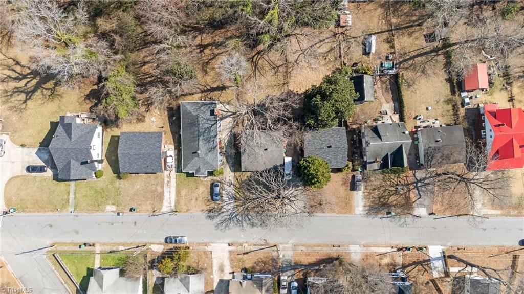 916 Forrest Street High Point, NC 27262 - Photo 9 of 13