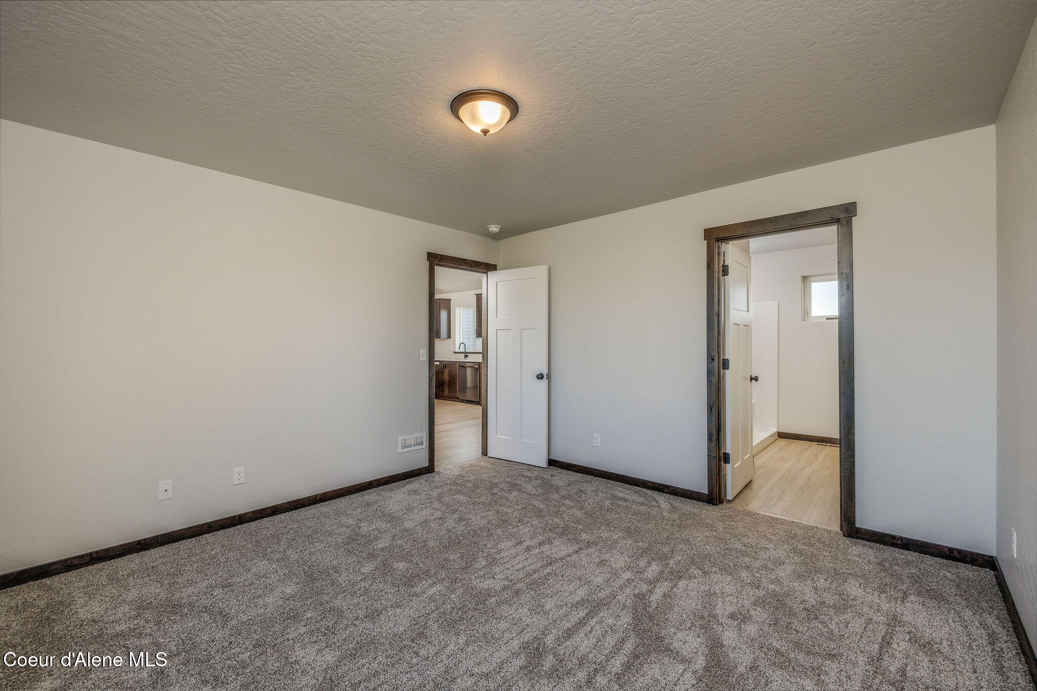11723 North Simmons Lane Rathdrum, ID 83858 - Photo 10 of 18 11 Primary bed