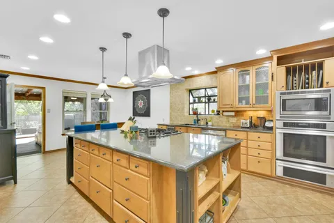 $625,000 | 307 South Ridge Circle, Georgetown, TX 78628