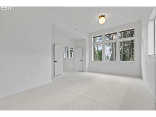 $949,930 | 14994 Southeast Andre Way, Clackamas, OR 97015