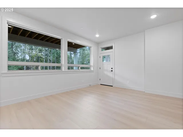 $949,930 | 14994 Southeast Andre Way, Clackamas, OR 97015