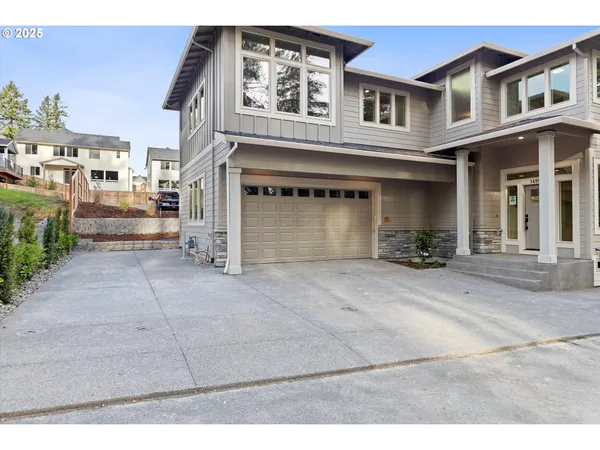 $899,930 | 14994 Southeast Andre Way, Clackamas, OR 97015