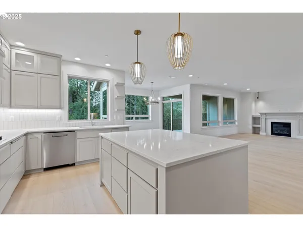 $899,930 | 14994 Southeast Andre Way, Clackamas, OR 97015