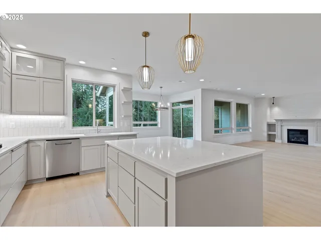 $949,930 | 14994 Southeast Andre Way, Clackamas, OR 97015