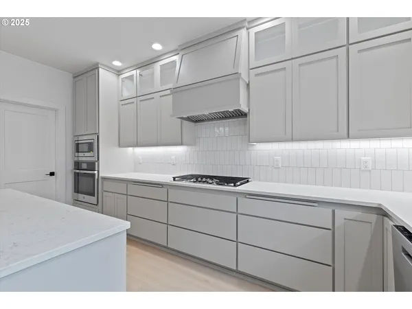 $899,930 | 14994 Southeast Andre Way, Clackamas, OR 97015