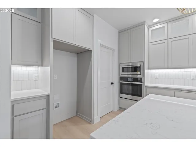 $949,930 | 14994 Southeast Andre Way, Clackamas, OR 97015