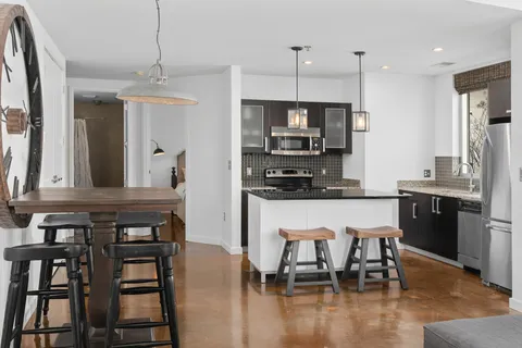 $674,500 | 600 12th Avenue South, Unit 313, Nashville, TN 37203