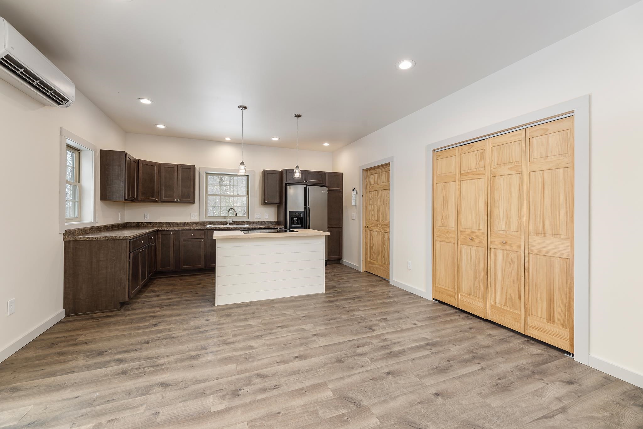 6353 South Bohemian Road Maple City, MI 49664 - Photo 7 of 46 1909362-7.JPG