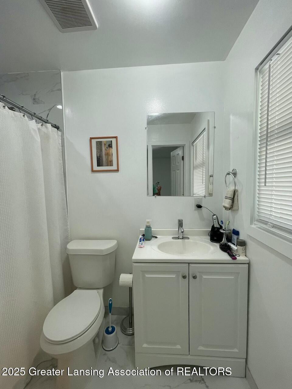 13561 27 Mile Road Albion, MI 49224 - Photo 57 of 97 Master Bath