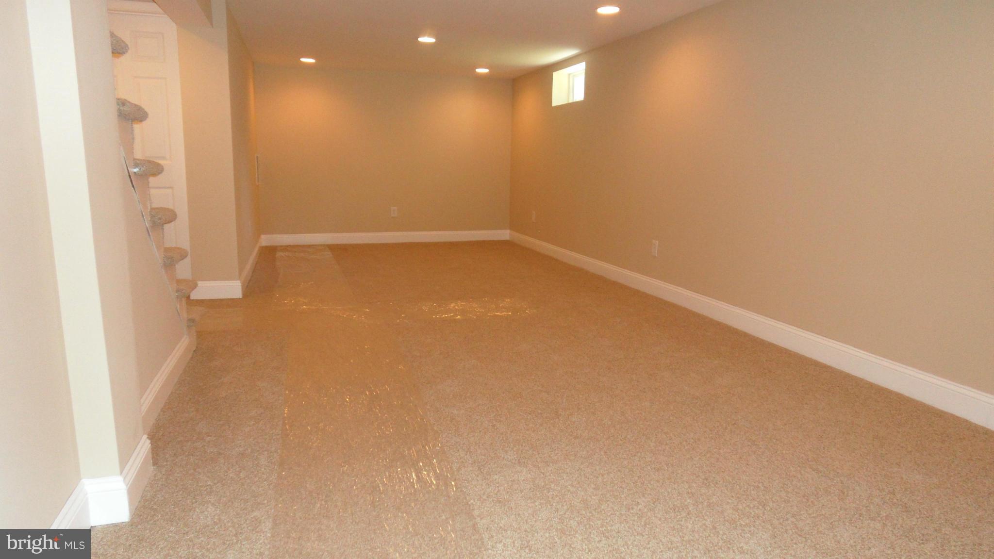 7105 Brompton Road Baltimore, MD 21207 - Photo 22 of 30 Family Room