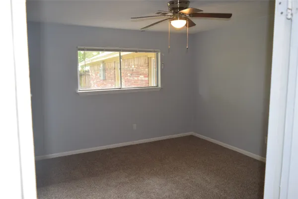 $2,300 | 9902 Tolman Street, Houston, TX 77034
