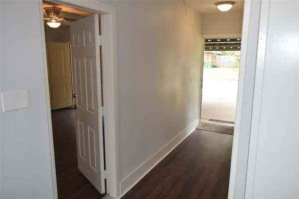 $2,300 | 9902 Tolman Street, Houston, TX 77034