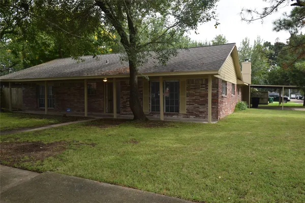 $2,300 | 9902 Tolman Street, Houston, TX 77034