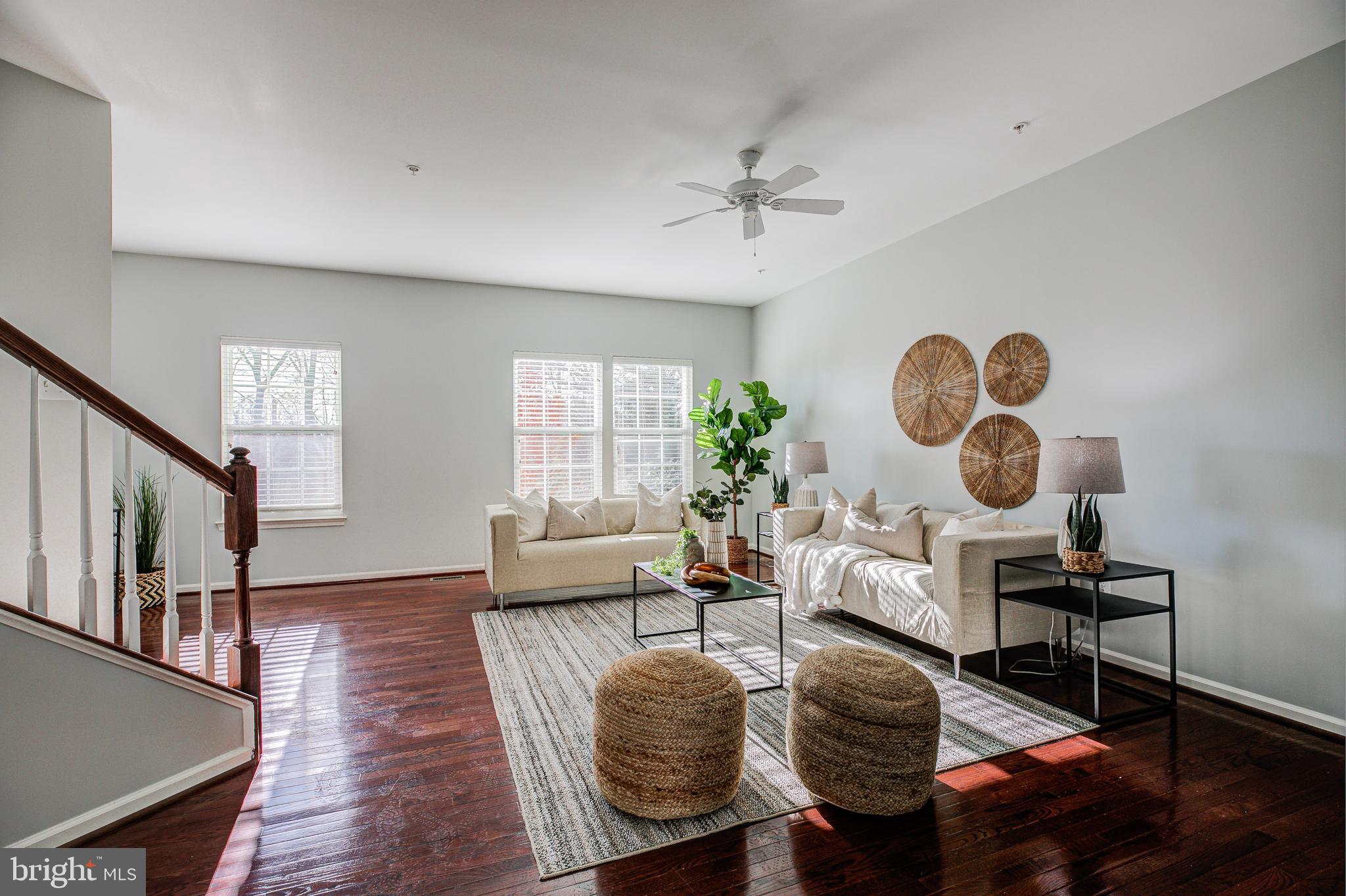 9605 Torino Road, Unit 72 Ellicott City, MD 21042 - Photo 2 of 40 Living Room