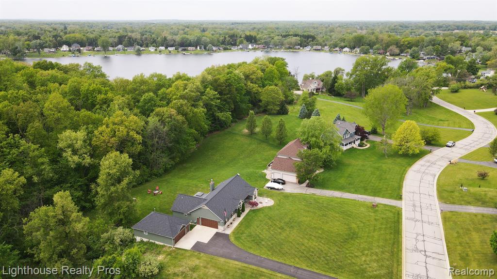 2363 Sundance Ridge Howell, MI 48843 - Photo 41 of 45