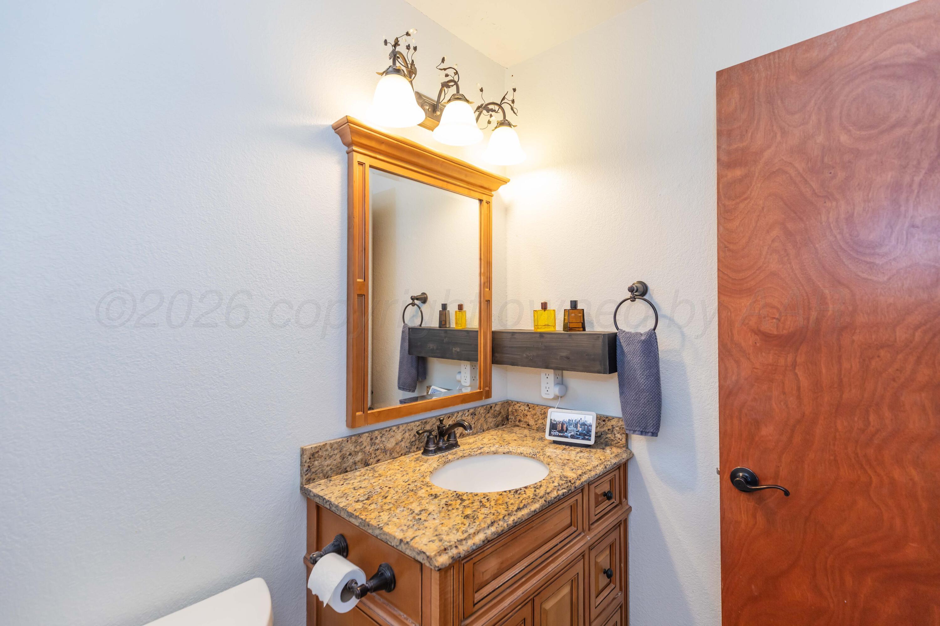 1501 Bailey Avenue Dumas, TX 79029 - Photo 24 of 37 MASTER BATH VIEW 2