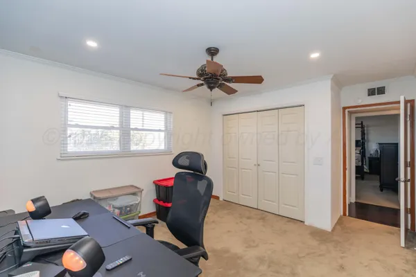 $205,000 | 1501 Bailey Avenue, Dumas, TX 79029