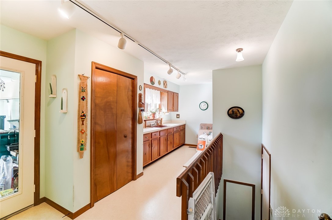 4117 Ridgecliff Drive Dayton, OH 45440 - Photo 24 of 45