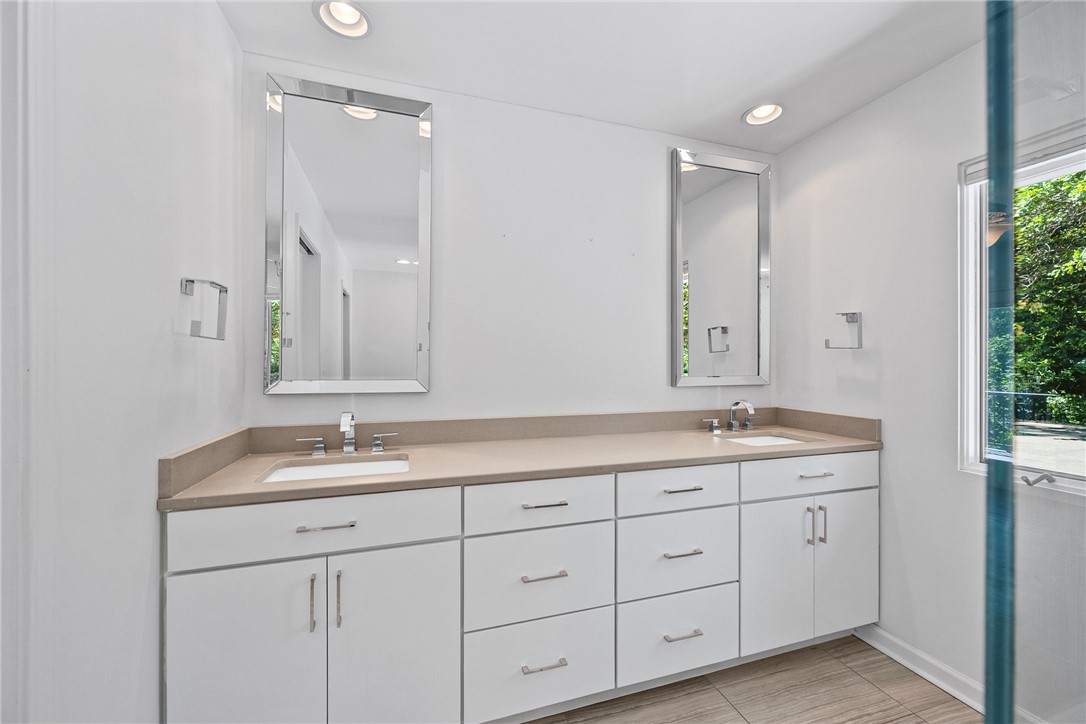 118 Beacon Ridge Circle Salem, SC 29676 - Photo 18 of 45 Double vanity with ample storage offers a perfect blend of style and utility.