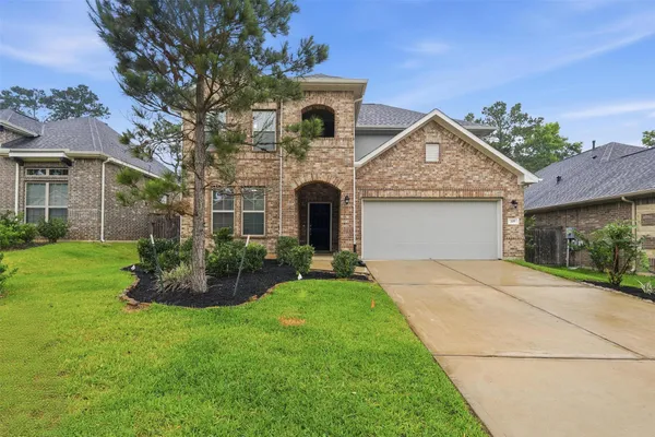 $3,800 | 119 Buttonwood Court, Conroe, TX 77318