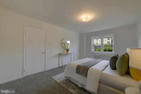 $180,000 | 10303 45th Place, Unit 1, Beltsville, MD 20705