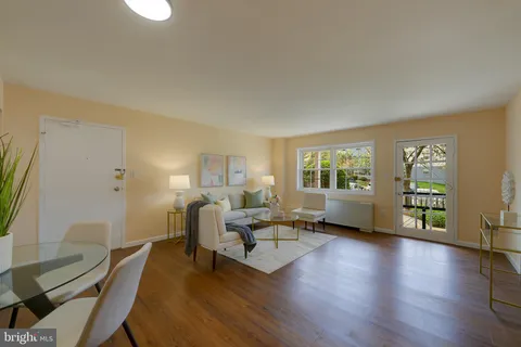 $180,000 | 10303 45th Place, Unit 1, Beltsville, MD 20705