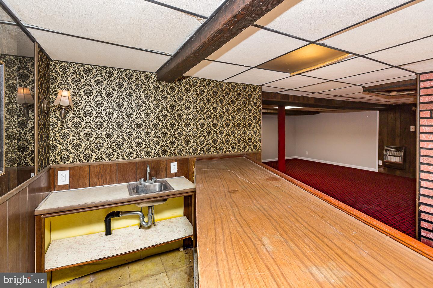 136 Shelbourne Road Havertown, PA 19083 - Photo 39 of 48 a bathroom with a sink and a mirror