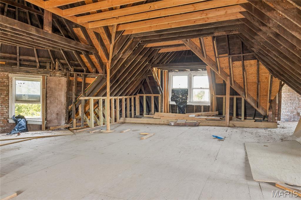 2012 St Louis Avenue St. Louis, MO 63106 - Photo 13 of 17