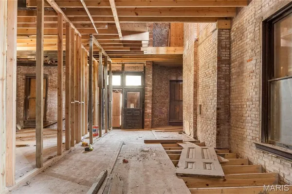 $122,000 | 2012 St Louis Avenue, St. Louis, MO 63106