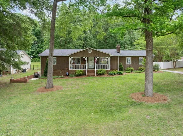 $285,000 | 1025 Springwood Lane, Archdale, NC 27263