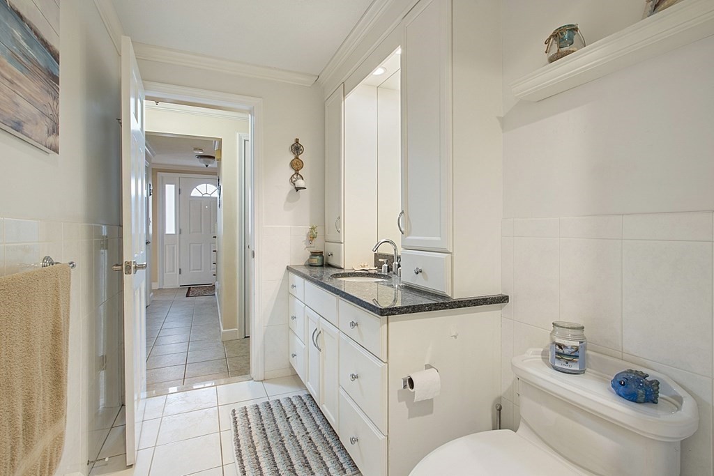 14 Judith Road Peabody, MA 01960 - Photo 11 of 35 Gallery Image 11