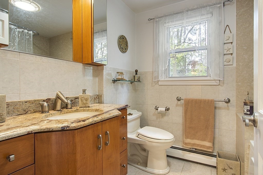 14 Judith Road Peabody, MA 01960 - Photo 17 of 35 Gallery Image 17