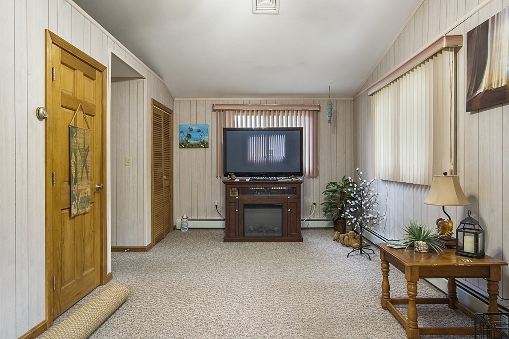 14 Judith Road Peabody, MA 01960 - Photo 8 of 35 Gallery Image 8