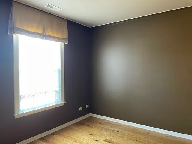 $2,500 | 5611 Wildspring Drive, Lake In The Hills, IL 60156