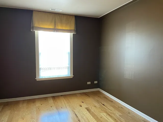 $2,500 | 5611 Wildspring Drive, Lake In The Hills, IL 60156