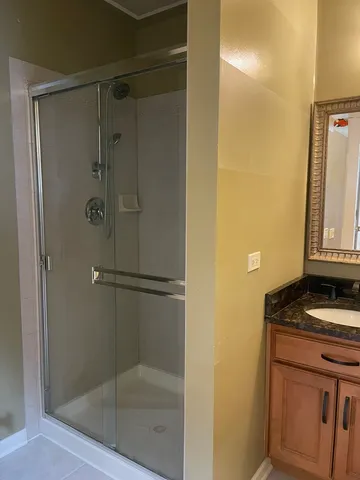 $2,500 | 5611 Wildspring Drive, Lake In The Hills, IL 60156