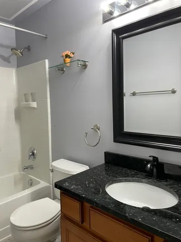 $2,500 | 5611 Wildspring Drive, Lake In The Hills, IL 60156