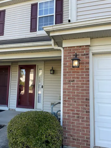 $2,500 | 5611 Wildspring Drive, Lake In The Hills, IL 60156