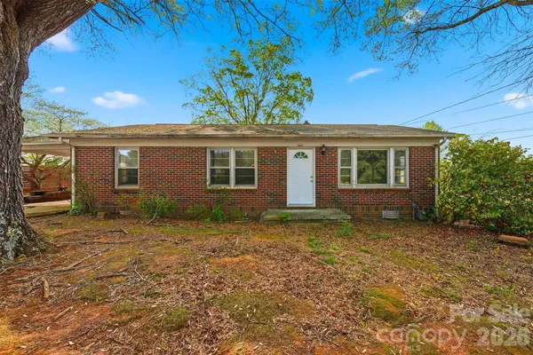 $124,950 | 2610 20th St Lane Northeast, Hickory, NC 28601