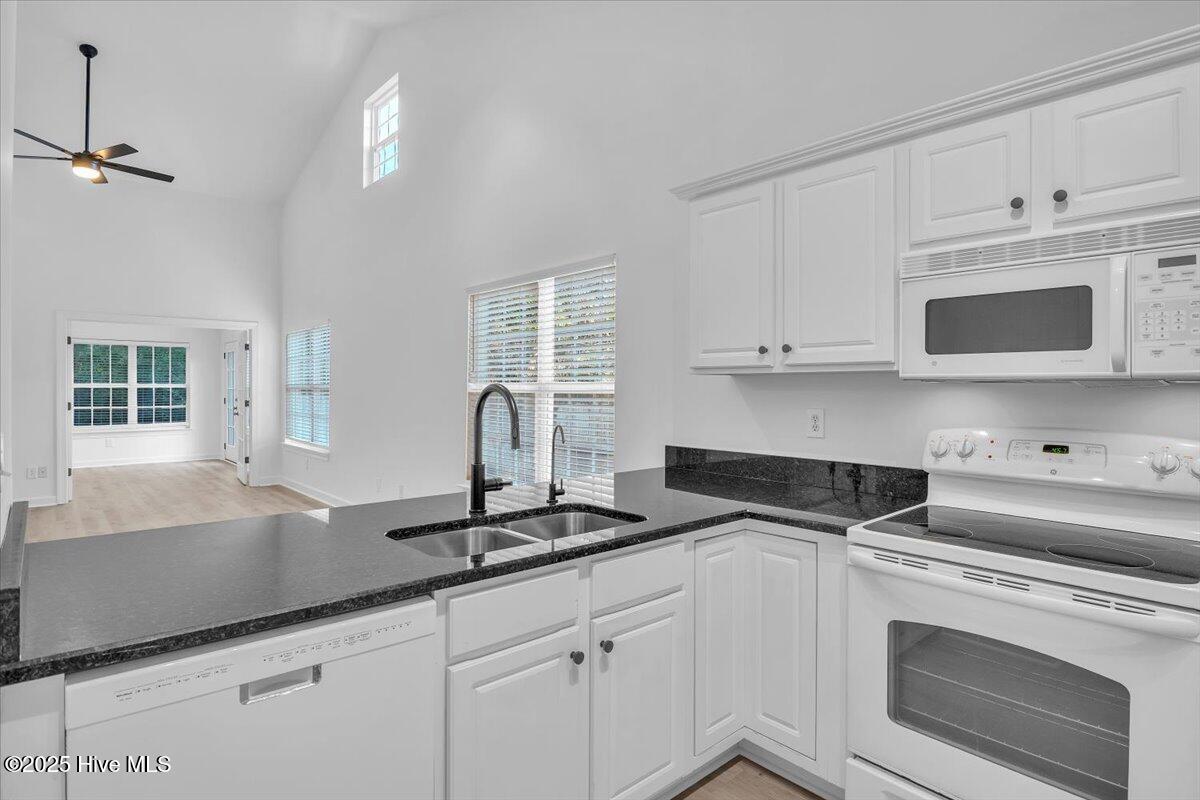 5017 Hewletts Run, Unit 2 Wilmington, NC 28409 - Photo 10 of 48 11-Final 5017 Hewletts Run #2 ILM-RJREM-