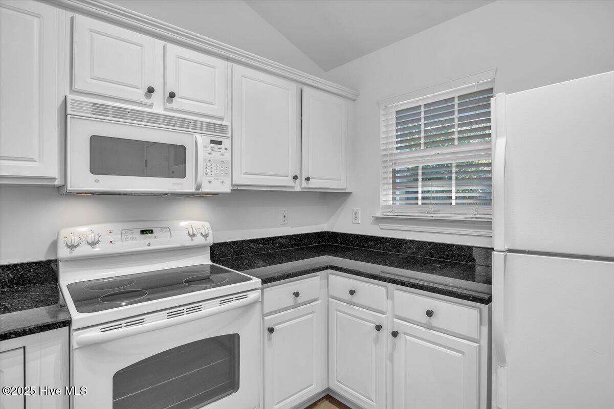 5017 Hewletts Run, Unit 2 Wilmington, NC 28409 - Photo 11 of 48 12-Final 5017 Hewletts Run #2 ILM-RJREM-