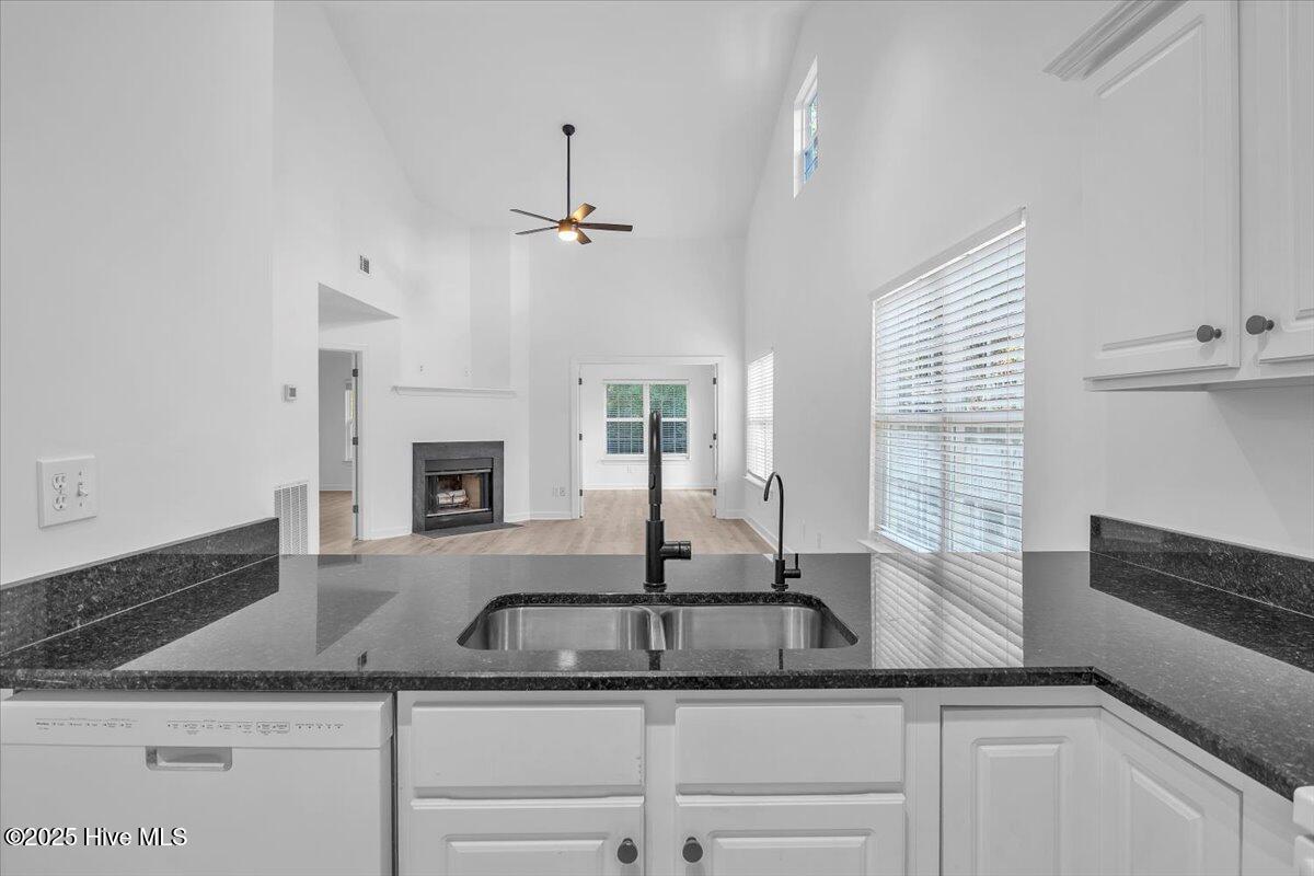5017 Hewletts Run, Unit 2 Wilmington, NC 28409 - Photo 12 of 48 13-Final 5017 Hewletts Run #2 ILM-RJREM-