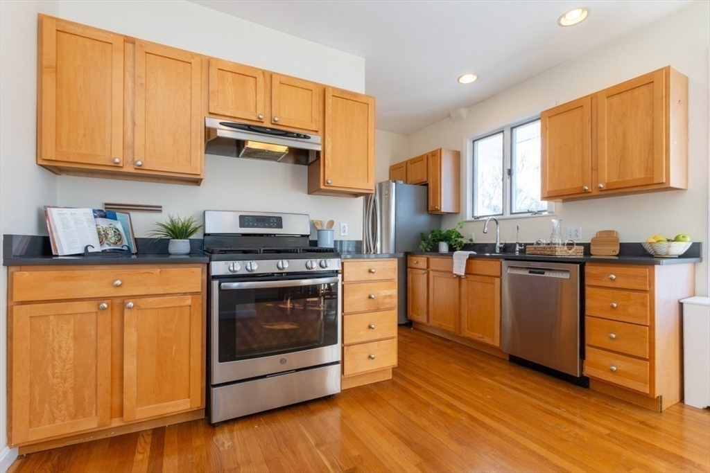 62 Everett Street, Unit 2 Arlington, MA 02474 - Photo 19 of 42