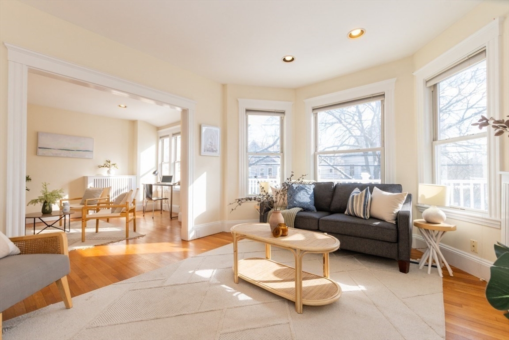 62 Everett Street, Unit 2 Arlington, MA 02474 - Photo 8 of 42