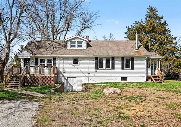 $365,000 | 3806 South Outer Belt Road, Oak Grove, MO 64075
