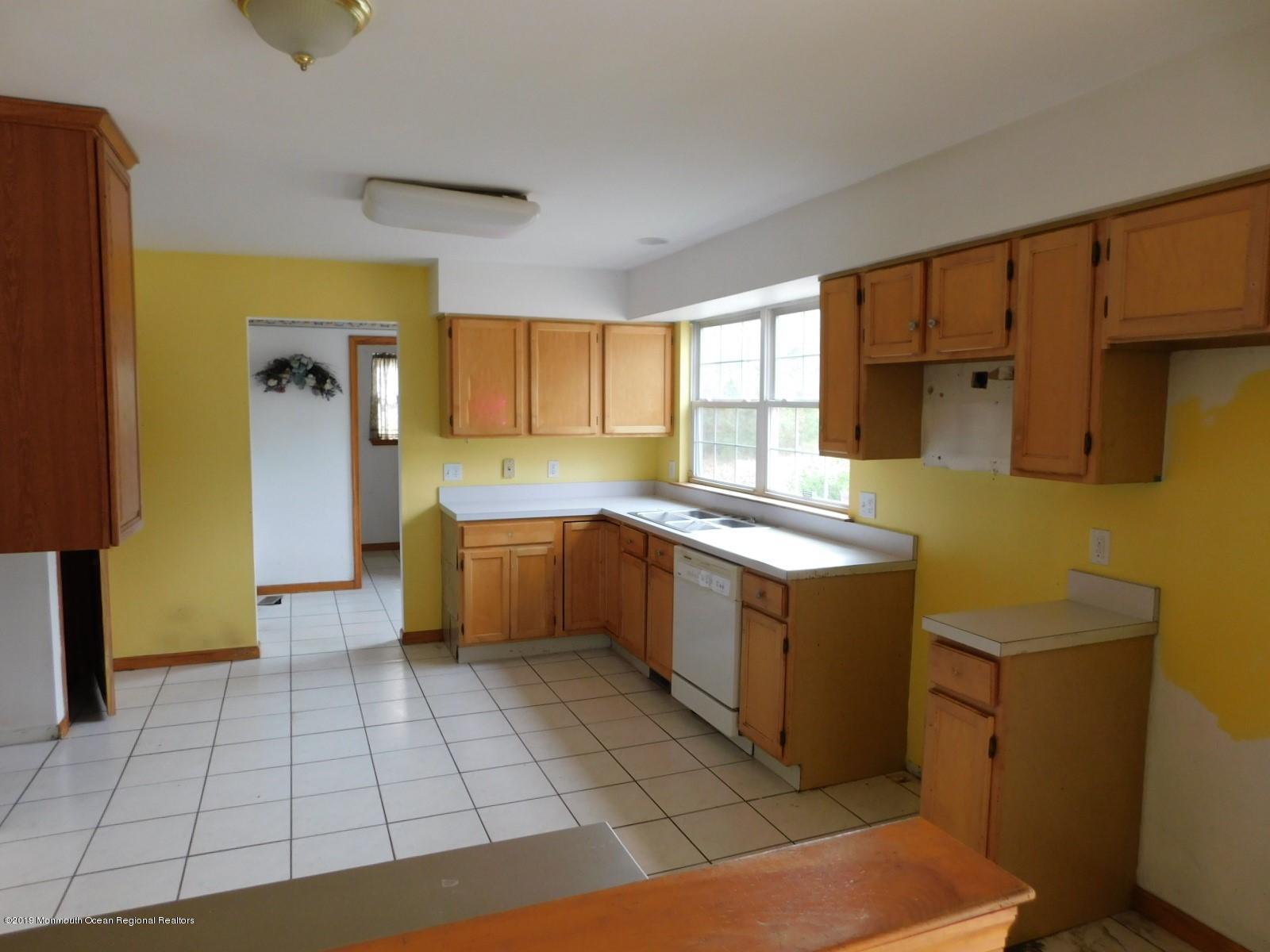 142 Pasadena Road Whiting, NJ 08759 - Photo 16 of 32 DSCN9979