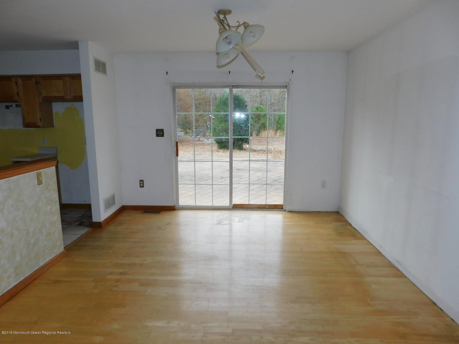 142 Pasadena Road Whiting, NJ 08759 - Photo 20 of 32 DSCN9976