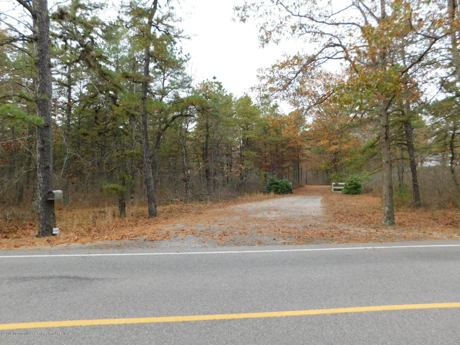 142 Pasadena Road Whiting, NJ 08759 - Photo 6 of 32 DSCN9949